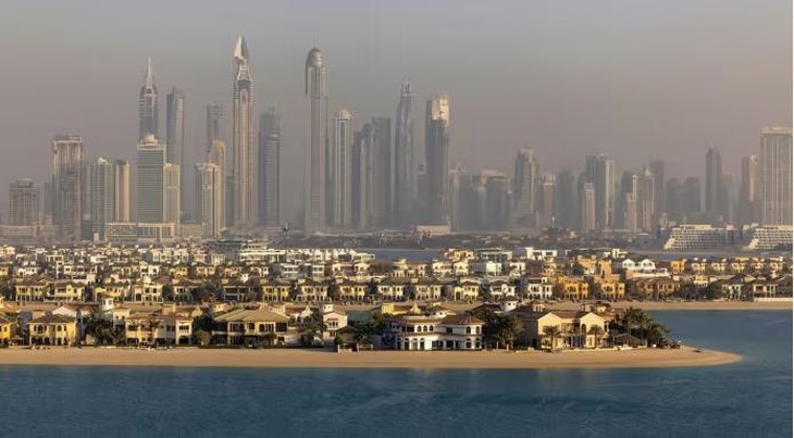 Dubai đã trở thành nơi trú ẩn ưa thích của người Nga - Ảnh: BLOOMBERG