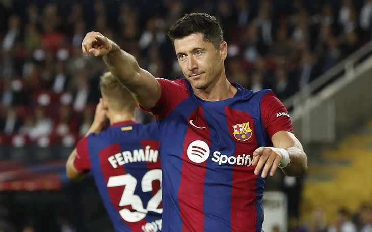 Điểm tin thể thao sáng 30-9: Barca trở lại ngôi đầu La Liga