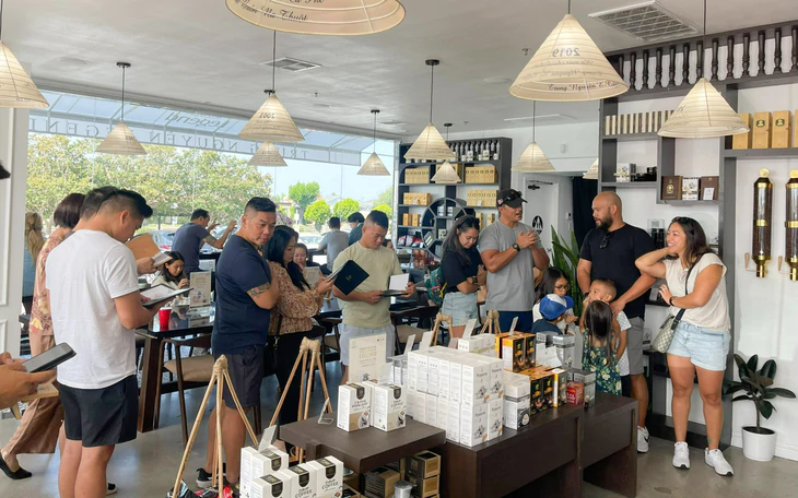 Con trai cả ông Đặng Lê Nguyên Vũ làm Phó tổng giám đốc doanh nghiệp đứng sau King Coffee   - Ảnh 2.
