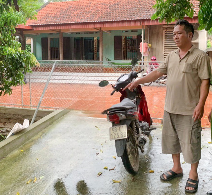 Nguyễn Văn Thơm và hiện trường xảy ra vụ việc dùng súng hơi bắn người tại Bắc Giang - Ảnh: CÔNG AN YÊN THẾ