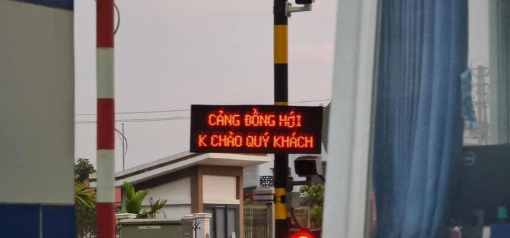 Ảnh vui 6-9: Muốn á khẩu với tiếng Việt - Ảnh 1. Phong ba bão táp không bằng từ ngữ tiếng Việt