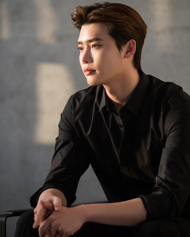 Diễn viên Lee Jong Suk