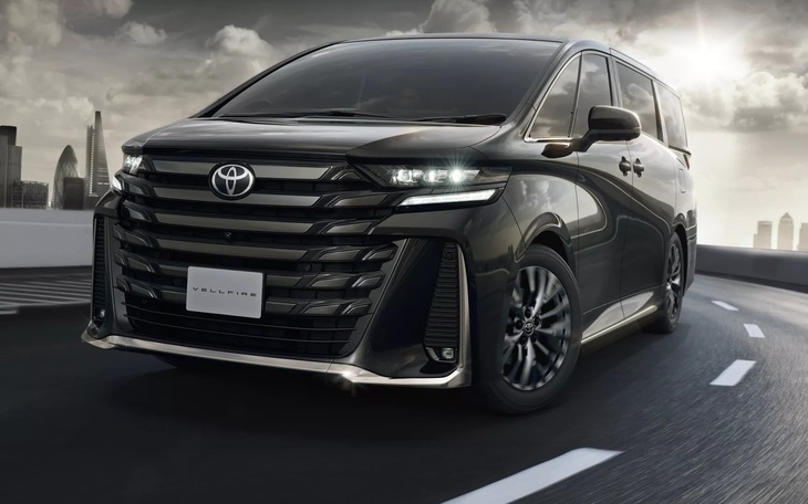 Toyota Alphard cháy hàng chỉ 3 tháng sau ngày ra mắt, tạm ngừng nhận đơn mới