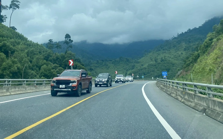 Sẽ thông tuyến 66km cao tốc nối Huế với Đà Nẵng quy mô 4 làn xe - Ảnh 2.