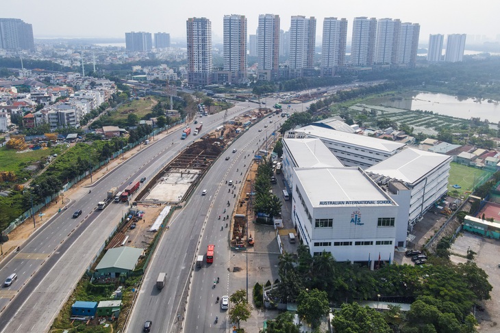 Vị trí thi công chậm tại dự án xây dựng nút giao An Phú, TP Thủ Đức vừa bị Sở Giao thông vận tải TP.HCM yêu cầu chấn chỉnh - Ảnh: LÊ PHAN