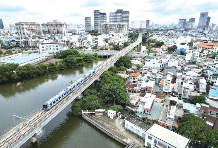 Nhắc tới TP.HCM là nhắc tới cơ hội, đất lành cho kinh doanh. Trong ảnh: dự án metro khi vận hành sẽ tạo thêm một động lực phát triển kinh tế cho TP.HCM - Ảnh: QUANG ĐỊNH