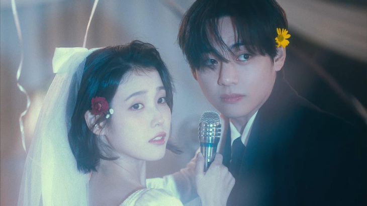 V (BTS) và IU ngọt ngào trong MV 'Love Wins All' - Ảnh: IU Official