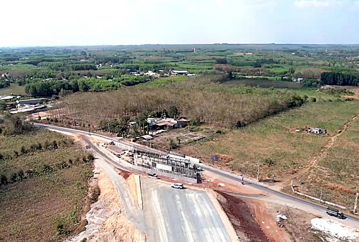 Cao tốc Biên Hòa - Vũng Tàu, đoạn giáp ranh tỉnh Đồng Nai và Bà Rịa - Vũng Tàu - Ảnh: ĐÔNG HÀ