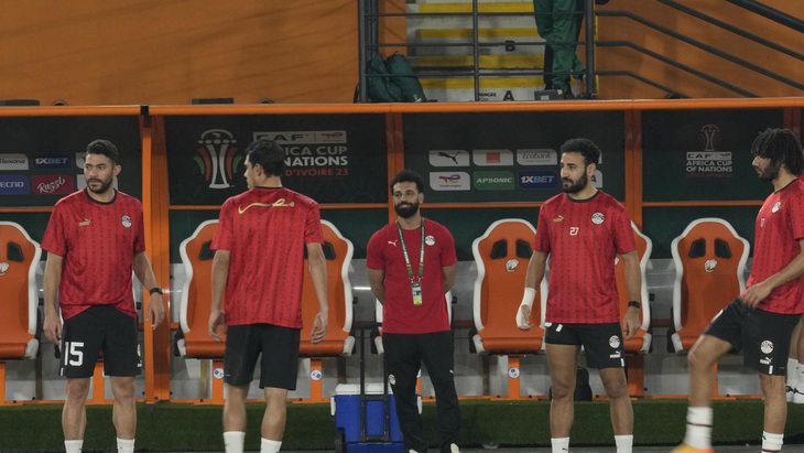 Tuyển Ai Cập tế bò cầu chiến thắng ở AFCON 2023- Ảnh 1. Tuyển Ai Cập chưa có chiến thắng nào ở Afcon 2023, nên họ quyết định giết bò hiến tế cầu nguyện chiến thắng - Ảnh: Getty