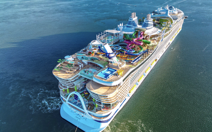 Nhật Bản hạ thuỷ tàu chở khách tự động đầu tiên trên thế giới - Ảnh 3.