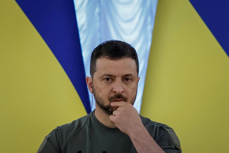 Tổng thống Ukraine Volodymyr Zelensky - Ảnh: REUTERS