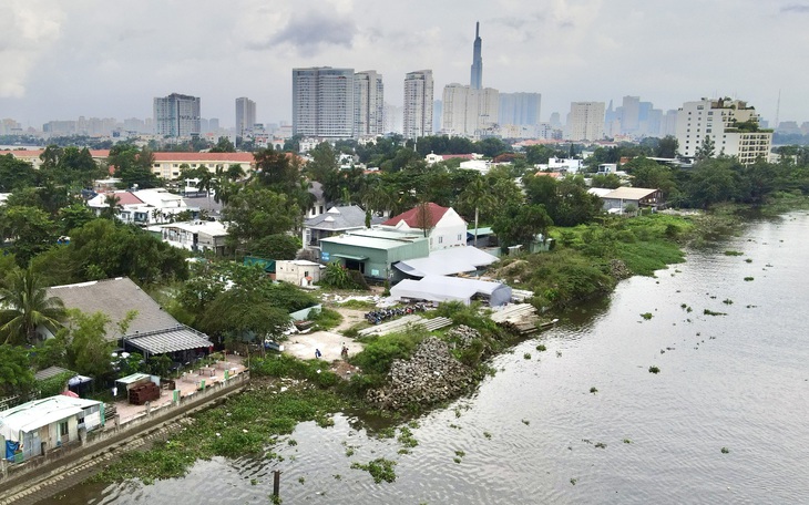 Chống sạt lở ở Thanh Đa: Ban Giao thông cho Anh Vinh 1 tuần để khởi động lại gói thầu