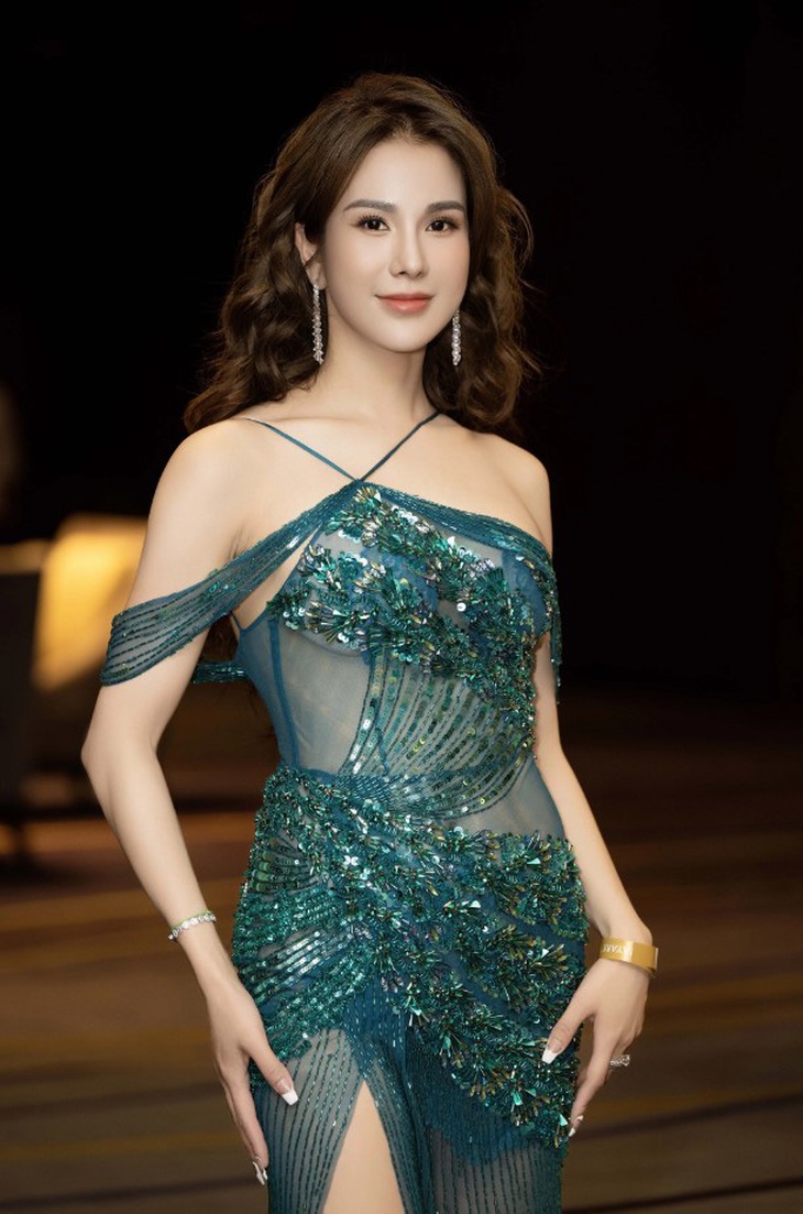 Lận đận đời 'Chị đẹp'- Ảnh 3. Diệp Lâm Anh