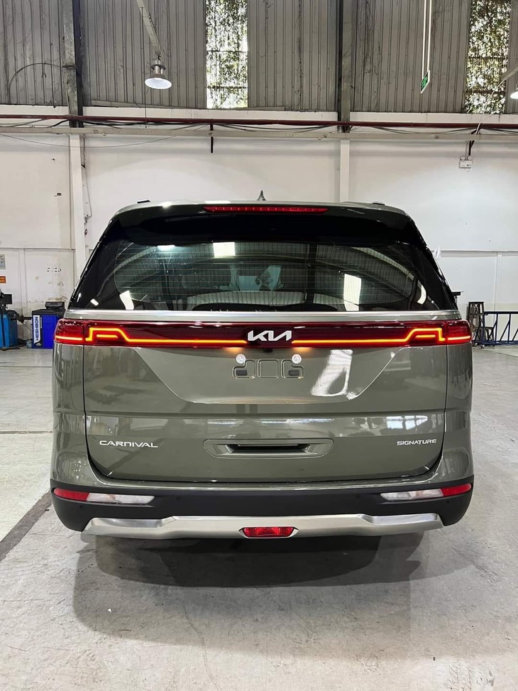 Tin tức giá xe: Kia Carnival sản xuất 2024 vừa về đại lý đã được giảm 40 triệu- Ảnh 3.