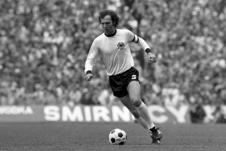 Franz Beckenbauer được mệnh danh là 