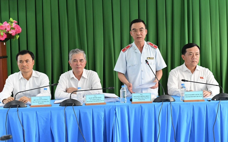 Chủ tịch UBND TP.HCM tiếp người dân Khu đô thị mới Thủ Thiêm - Ảnh 8.