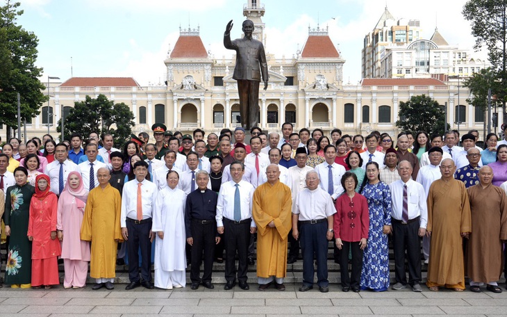 Khai mạc Đại hội đại biểu MTTQ Việt Nam TP.HCM lần thứ XII: Phát huy khối đại đoàn kết dân tộc  - Ảnh 1.