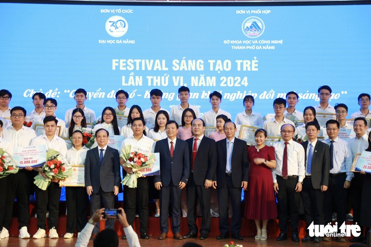 Thích thú với mực hữu cơ, bộ lọc nước… tại Festival sáng tạo trẻ Đà Nẵng - Ảnh 5.