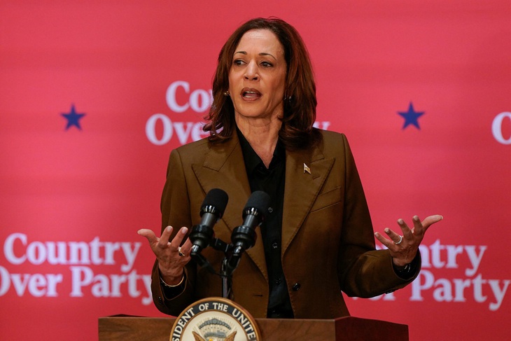 Bác sĩ tiết lộ về sức khỏe của bà Kamala Harris - Ảnh 1.