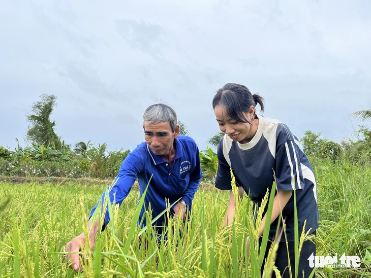 Không tiền học đại học thì học cao đẳng: ‘Muốn ‘kiếm cho cha mẹ bữa cơm canh đầy đủ’ - Ảnh 6.