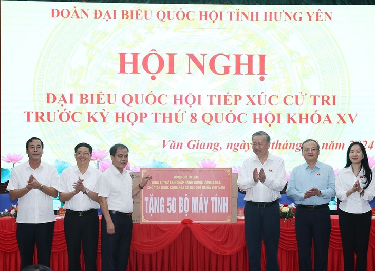 Tổng Bí thư, Chủ tịch nước Tô Lâm tiếp xúc cử tri Hưng Yên - Ảnh 3.