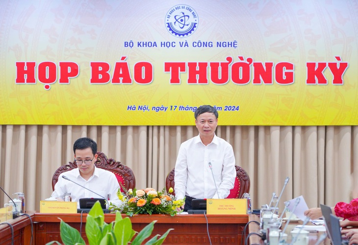 Lò sản xuất thuốc phóng xạ 'trùm mền' vì vướng cơ chế: Bộ Khoa học và Công nghệ nói gì? - Ảnh 1.