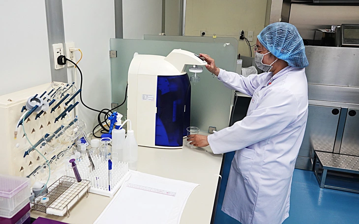 Phá chuyên án vận chuyển trái phép gần 100 tấn phóng xạ - Ảnh 2.