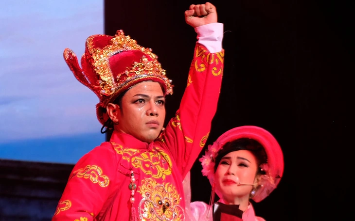 Chuông vàng vọng cổ Minh Trường, Ngọc Đợi hội ngộ trong Gánh cỏ sông Hàn - Ảnh 5.