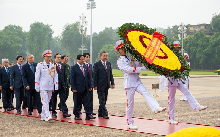 Tổng Bí thư, Chủ tịch nước Tô Lâm: Dứt khoát từ bỏ tư duy 'không quản được thì cấm'   - Ảnh 2.