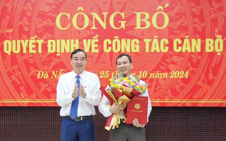 Đà Nẵng thành lập chi bộ đặc khu Hoàng Sa và 15 đảng bộ phường, xã - Ảnh 2.