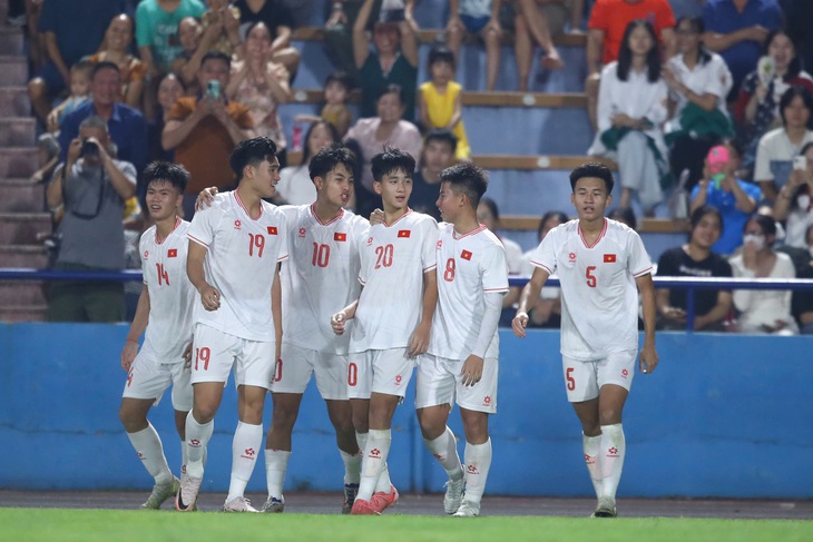 U17 Việt Nam có chiến thắng quan trọng trước U17 Myanmar - Ảnh 1.