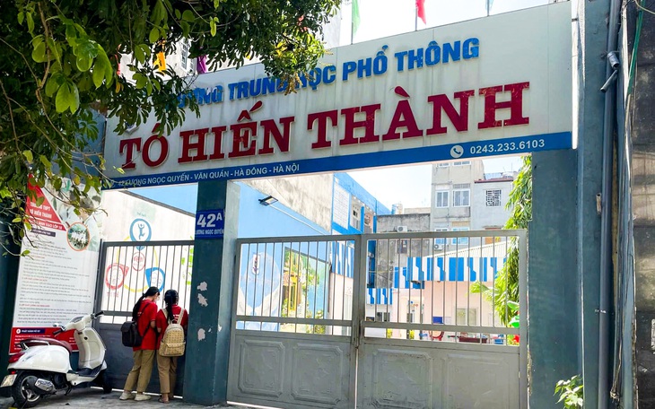 Tự ý tuyển 174 học sinh lớp 10:  Sở yêu cầu trường phải tổ chức xin lỗi phụ huynh học sinh - Ảnh 1.