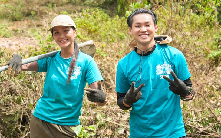  Nguyễn Phi Hùng tái hợp Thanh Thúy sau 16 năm - Ảnh 6.