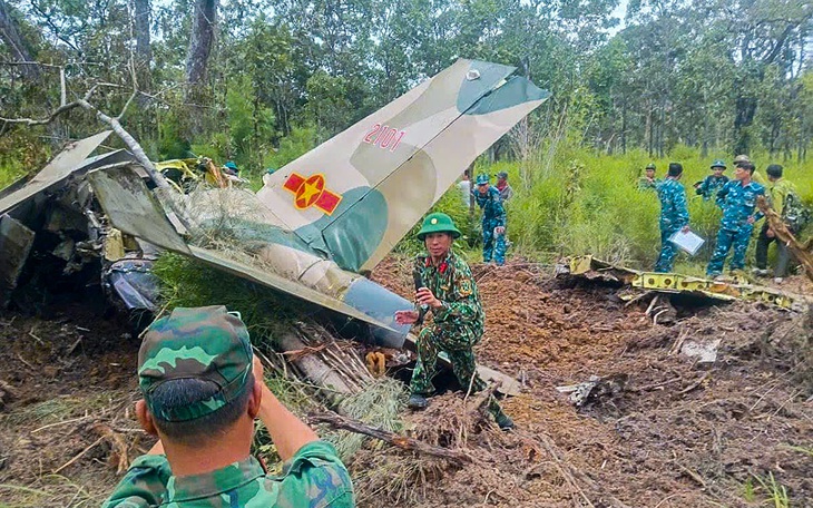 Trường sĩ quan không quân cám ơn lực lượng tìm kiếm máy bay Yak-130 - Ảnh 3.