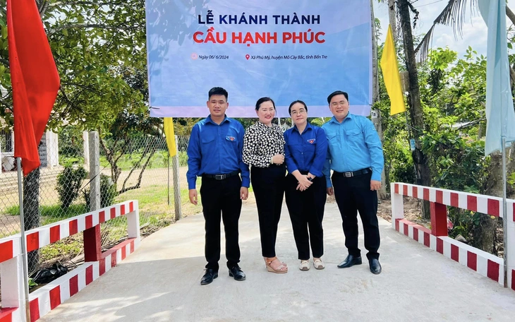 Hát thiện nguyện và khung giờ hạnh phúc trong ngày - Ảnh 2.