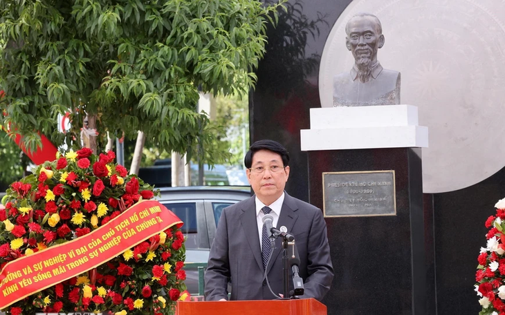 Chủ tịch nước Lương Cường gặp người đi bộ hàng trăm cây số vì Việt Nam - Ảnh 9.