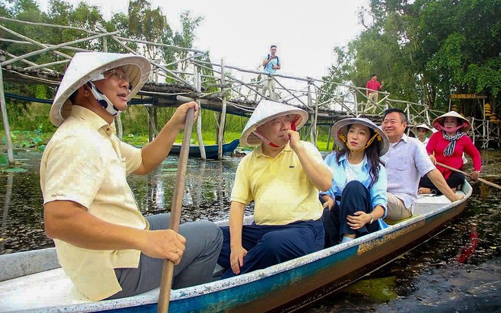 Bắt đầu tuần lễ văn hóa thể thao du lịch Long An, nhiều điểm du lịch miễn vé vào cổng - Ảnh 3.