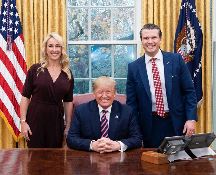 Pete Hegseth của Fox News được ông Trump chọn làm bộ trưởng quốc phòng có gì đặc biệt? - Ảnh 3.