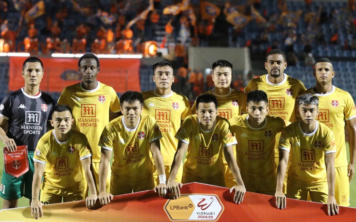 CLB Hà Nội vươn lên top 3 V-League sau 6 trận không thua - Ảnh 2.