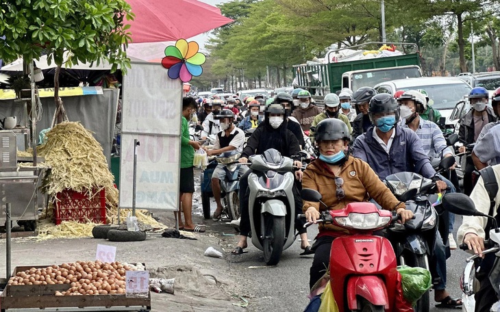 Khai thông điểm nghẽn, thúc đẩy kết nối giao thương cụm cảng biển và Nhà Bè - Ảnh 3.