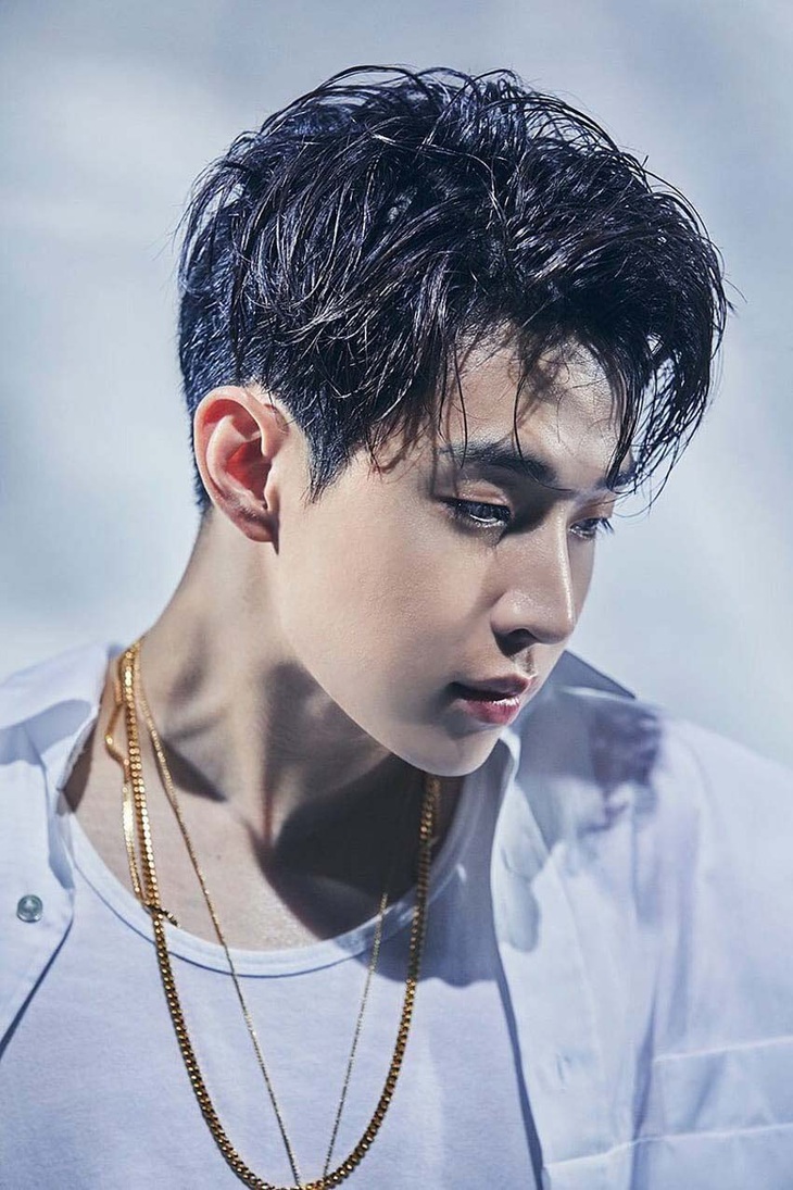 Henry Lau (Lưu Hiến Hoa) lần đầu đến Việt Nam, netizen hóng từng ngày - Ảnh 2.