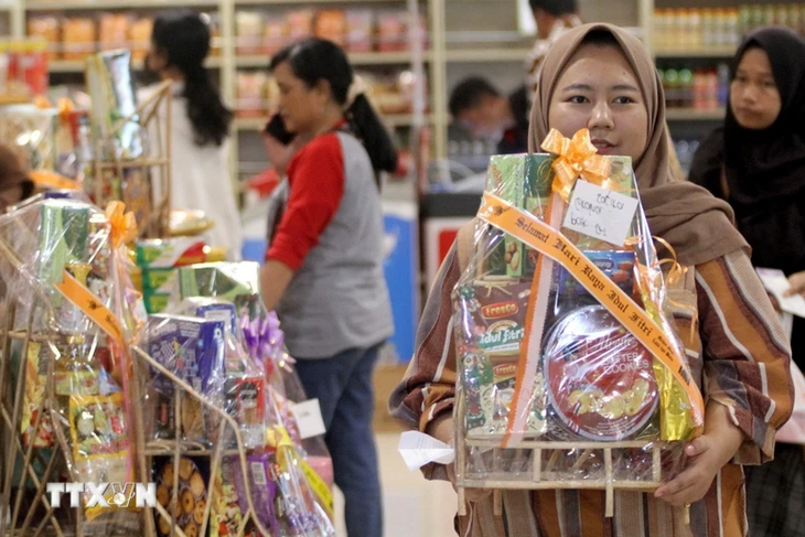 Indonesia - "Quốc gia hào phóng nhất thế giới năm 2024" - Ảnh 1.