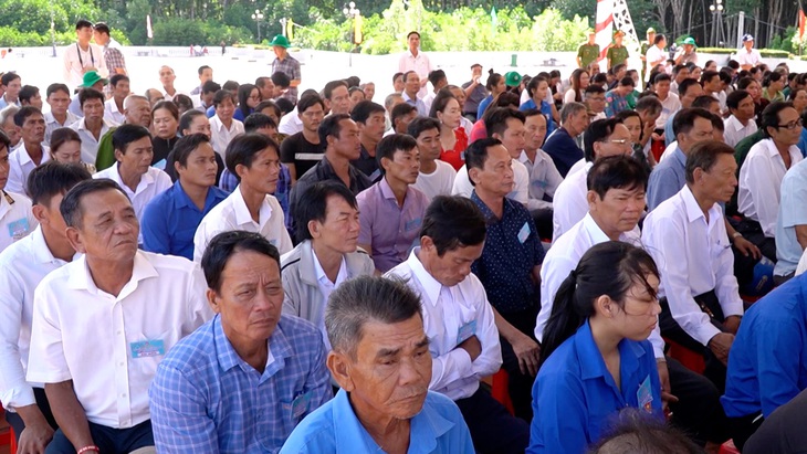 Tổng Bí thư Tô Lâm dự Ngày hội Đại đoàn kết toàn dân tộc tại Đất Mũi - Ảnh 2.