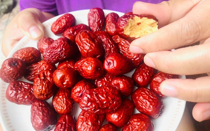 Bánh dẻo ép dẹt gây sốt: Ăn sao cho an toàn? - Ảnh 4.