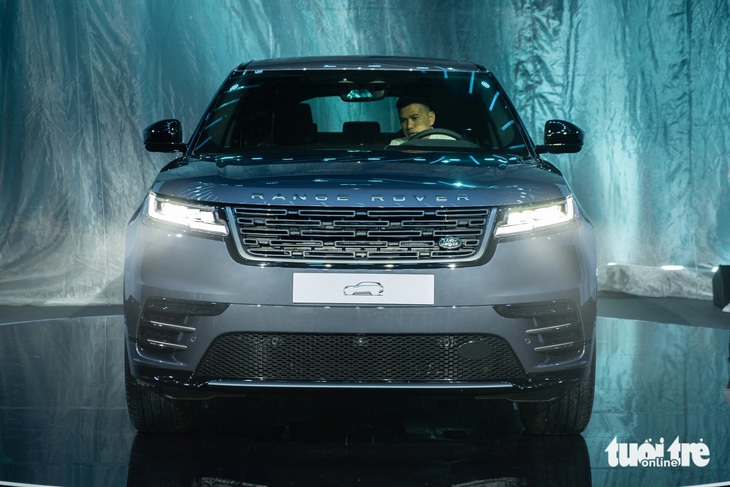 Range Rover Velar 2025 ra mắt Việt Nam: Giá từ hơn 3,7 tỉ - Ảnh 2.