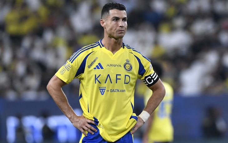 Al Nassr chi gần 80 triệu euro mua sao trẻ Aston Villa về 'chia lửa' với Ronaldo - Ảnh 3.