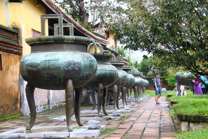 Cửu Đỉnh ở Huế đón bằng vinh danh là di sản tư liệu khu vực châu Á – Thái Bình Dương của UNESCO - Ảnh 3.