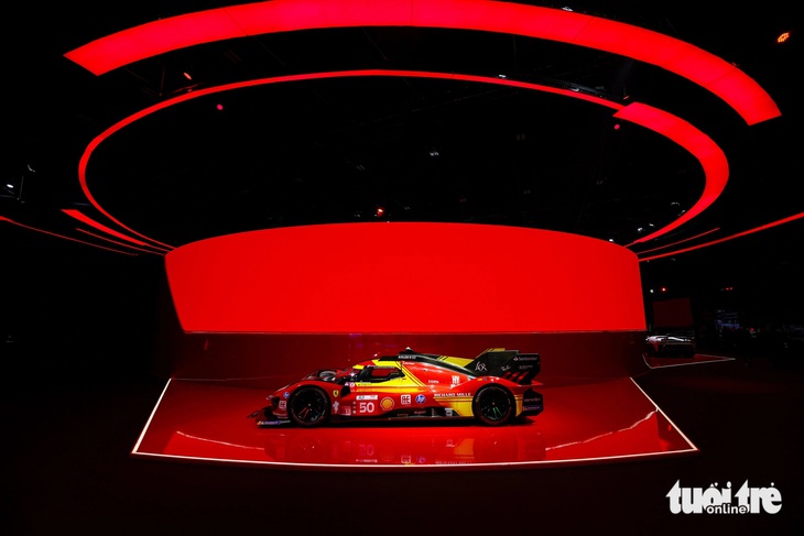 Universo Ferrari 2024 - Bữa tiệc thị giác thịnh soạn ngay cả người không mê xe cũng 'lỡ nhịp' - Ảnh 8.