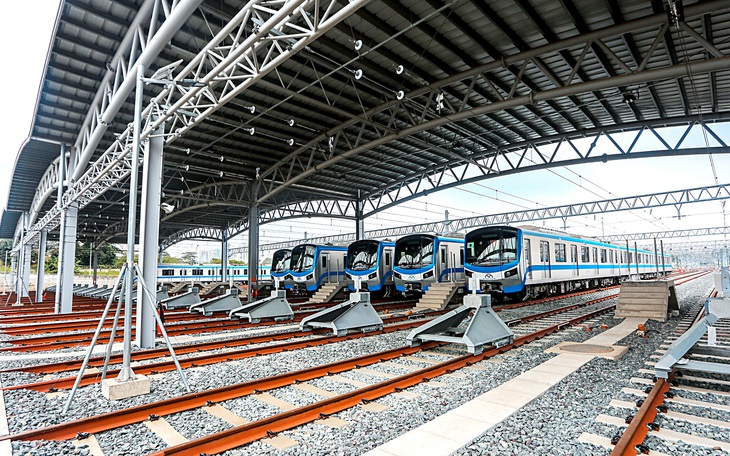 Ngắm diện mạo đặc biệt của 17 tuyến xe buýt điện kết nối trực tiếp ga metro số 1  - Ảnh 18.