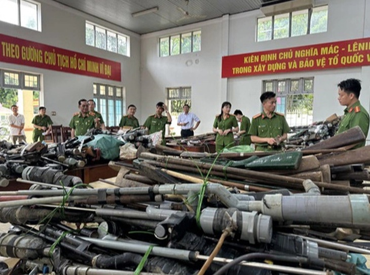 Chặn mua bán súng, pháo nổ trên không gian mạng trước dịp Tết - Ảnh 3.